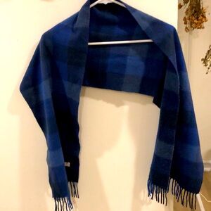 100% cashmere blue scarf